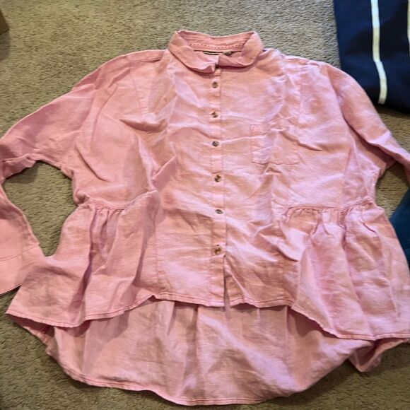 Holding horses small pink button down - Picture 5 of 10